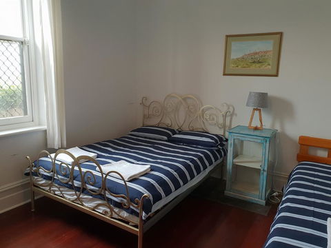 Captain\'s Heritage Cottage - Central Fremantle 2 Bedroom Historic Cottage - Accommodation Gold Coast 6