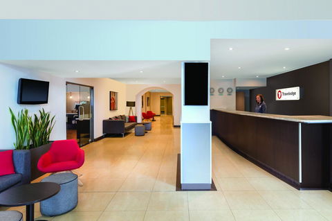 Mercure Perth On Hay - Gold Coast 4U 8