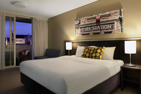 Mercure Perth On Hay - Gold Coast 4U 6