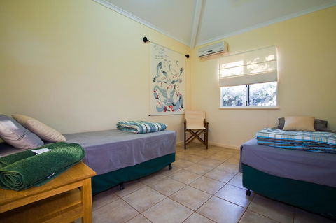 Osprey Holiday Village Unit 110 - Gold Coast 4U 14