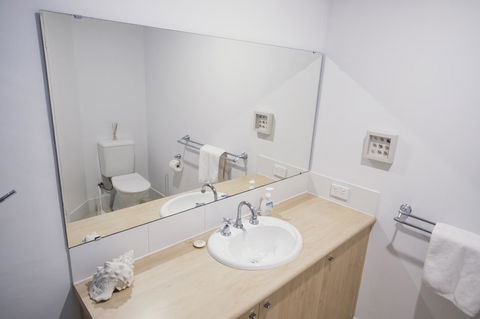 FortyTwo - Oceanside Retreat Busselton - 1 Gold Coast 13