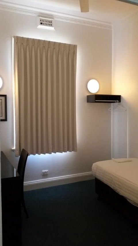 Akara Hotel - Gold Coast 4U 24