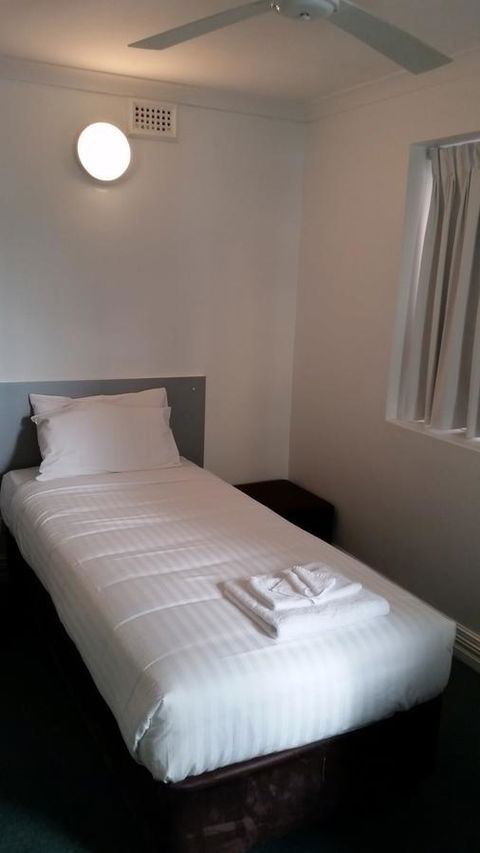 Akara Hotel - Gold Coast 4U 6