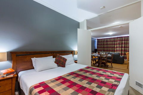 Mont Clare Boutique Apartments - Gold Coast 4U 5