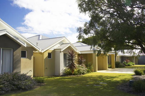 Cape View Beach Resort - 1 Gold Coast 37