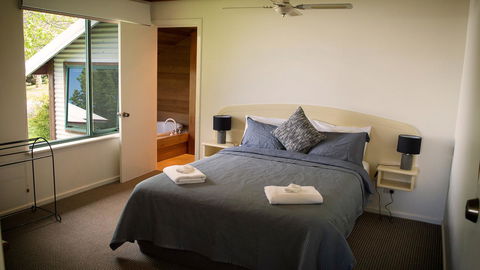 Karri Mia Chalets And Studios - Gold Coast 4U 18