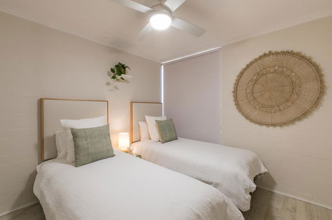Number 72 Kalbarri Riverview Apartments - Gold Coast 4U 6