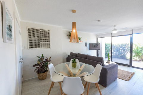 Number 72 Kalbarri Riverview Apartments - Gold Coast 4U 3