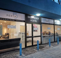 Perth 5 Backpacker Hostel - Gold Coast 4U