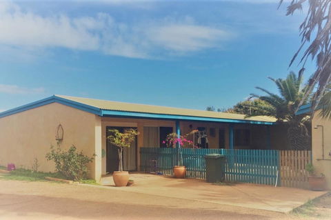 Surf Shack - Gold Coast 4U 3