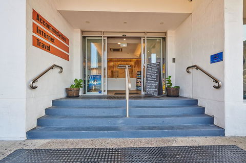Nomads Byron Bay Backpackers - Gold Coast 4U 1