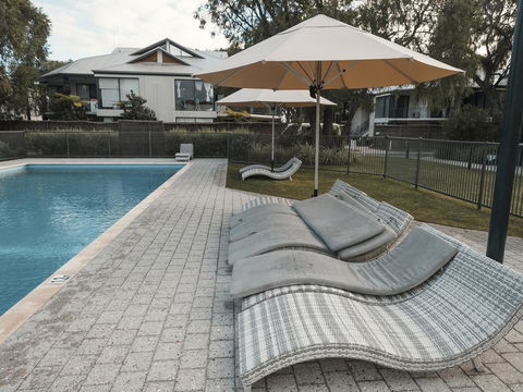 FortyOne - Oceanside Retreat Busselton - 1 Gold Coast 12