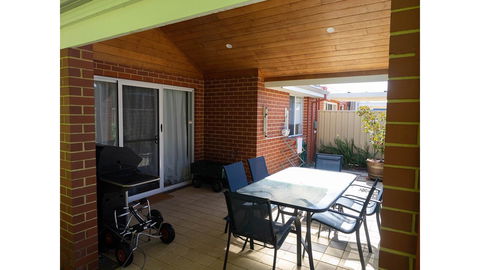 FortyOne - Oceanside Retreat Busselton - 1 Gold Coast 24