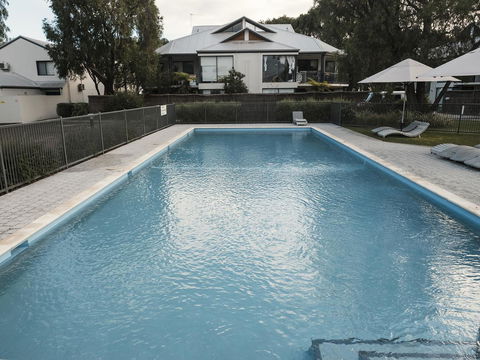 FortyOne - Oceanside Retreat Busselton - 1 Gold Coast 15