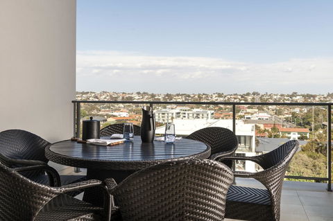 Ramada By Wyndham VetroBlu Scarborough Beach - Accommodation Gold Coast 9