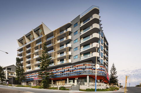 Ramada By Wyndham VetroBlu Scarborough Beach - Accommodation Gold Coast 3