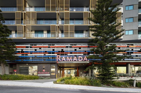 Ramada By Wyndham VetroBlu Scarborough Beach - Accommodation Gold Coast 5