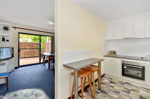 Dolphin Lodge Albany - Self Contained Apartments At Middleton Beach - Accommodation Gold Coast 8
