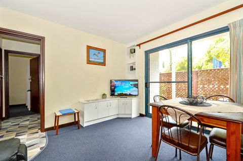 Dolphin Lodge Albany - Self Contained Apartments At Middleton Beach - Accommodation Gold Coast 27