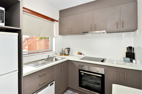 Dolphin Lodge Albany - Self Contained Apartments At Middleton Beach - Accommodation Gold Coast 31