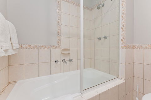Central City Exclusive Apartments - Gold Coast 4U 30