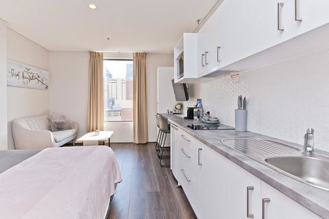 Central City Exclusive Apartments - Gold Coast 4U 27
