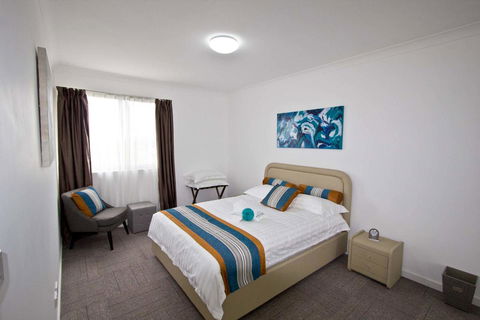 Morisset Serviced Apartments - Gold Coast 4U 13