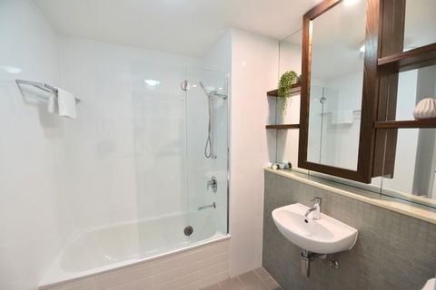 East On Byron - Gold Coast 4U 32