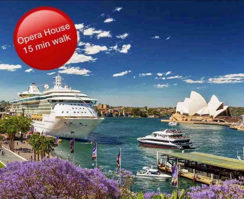 Heritage Townhouse Near Harbour Bridge - 1 Gold Coast 1