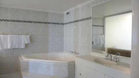 Darling Harbor Apartment - Accommodation Gold Coast 3