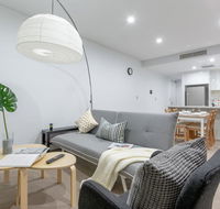 Inner City Stylish apt Walk to Green Square - Accommodation Gold Coast
