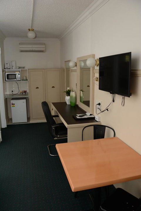 Ben Chifley Motor Inn - Accommodation Gold Coast 17