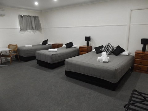 Ben Chifley Motor Inn - Accommodation Gold Coast 1