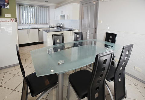 Jesmond Executive Villas - Gold Coast 4U 36