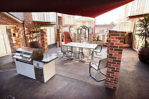 Jesmond Executive Villas - Gold Coast 4U 17