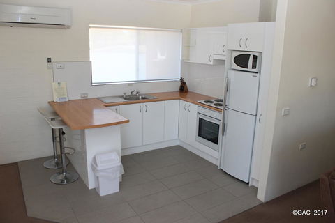 Mollymook Cove Apartments - Gold Coast 4U 12