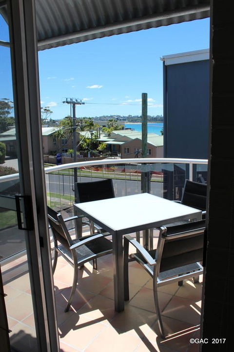 Mollymook Cove Apartments - Gold Coast 4U 18