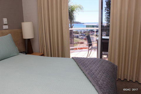 Mollymook Cove Apartments - Gold Coast 4U 6