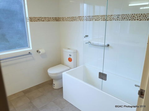 Mollymook Cove Apartments - Gold Coast 4U 27