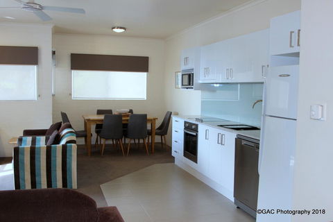 Mollymook Cove Apartments - Gold Coast 4U 15