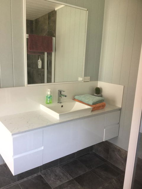 Jetz Bungalow - Accommodation Gold Coast 1