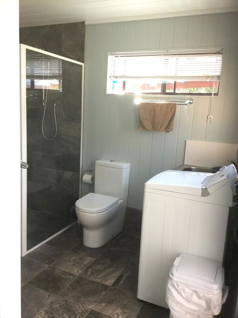 Jetz Bungalow - Accommodation Gold Coast 2