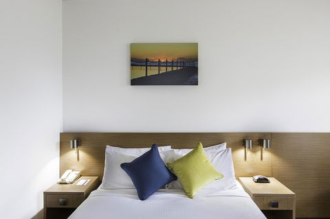 Metro Hotel Miranda - Gold Coast 4U 2
