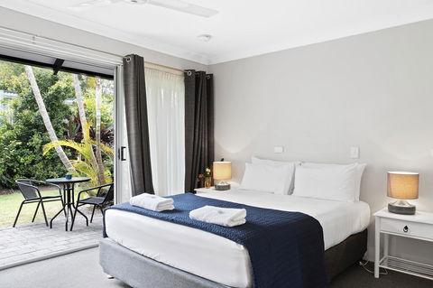 The Park Hotel Motel, Suffolk Park - Gold Coast 4U 12