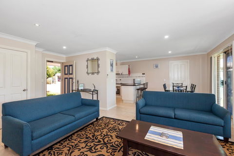 Colonial Court Villas - Gold Coast 4U 20