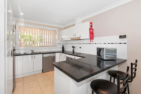 Colonial Court Villas - Gold Coast 4U 17