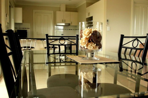 Colonial Court Villas - Gold Coast 4U 23