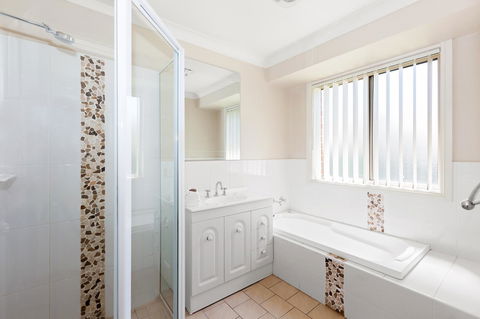 Colonial Court Villas - Gold Coast 4U 18