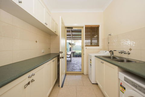 Colonial Court Villas - Gold Coast 4U 7