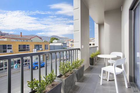 CH Boutique Hotel & Apartments, Ascend Hotel Collection - Gold Coast 4U 14